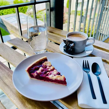 -theurbanist- Sauna Free Parking Fast Wifi Apartment *