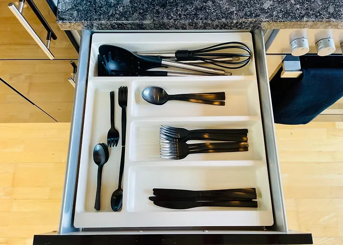 -theurbanist- Sauna Free Parking Fast Wifi